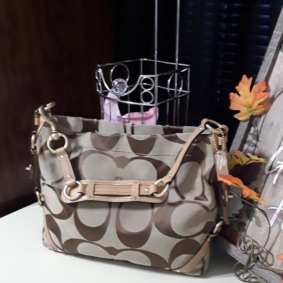 Coach Carly purse - Picture 2 of 5